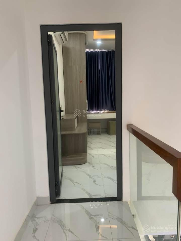Bán nhà 6,99tỷ mới full nội thất y hình 100% hẻm xe hơi hẻm thông 160 đường nguyễn văn quỳ ,quận 7