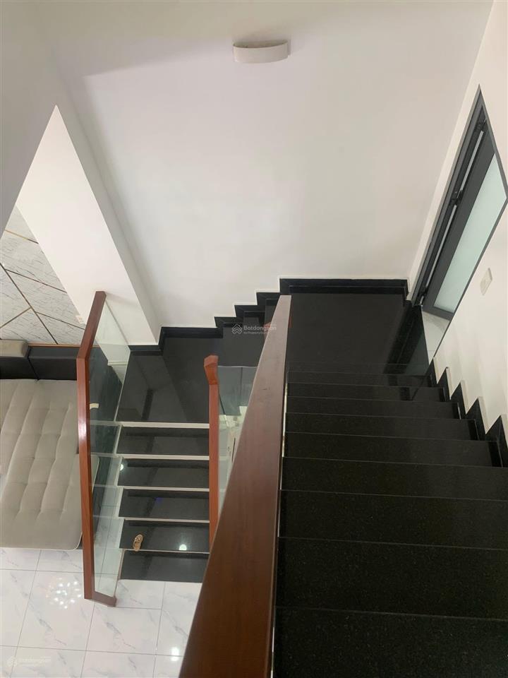 Bán nhà 6,99tỷ mới full nội thất y hình 100% hẻm xe hơi hẻm thông 160 đường nguyễn văn quỳ ,quận 7