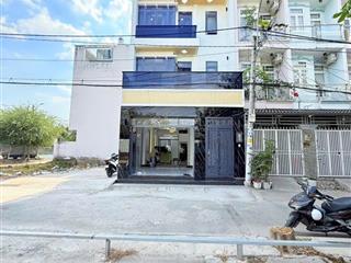 Bán nhà phố 4 tầng 6x13,5m có thang máy khu vip ô mê li ~ đào tông nguyên ~ nhà bè  chỉ có 9,6 tỷ