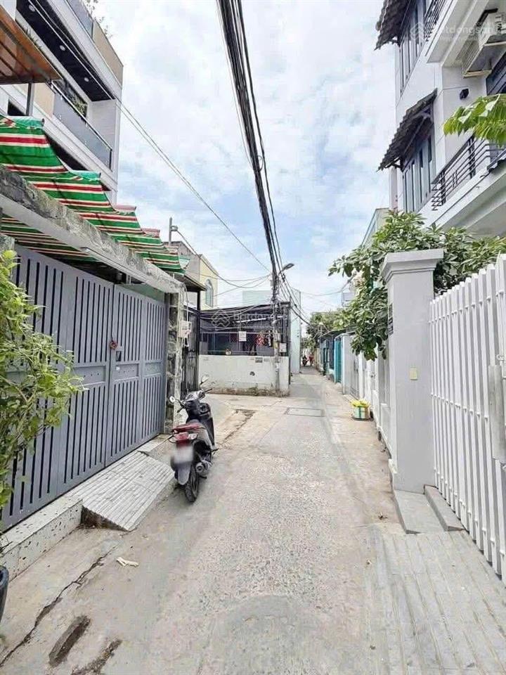 Bán nhà hẻm 1422  1 trệt,2lầu, sân thượng đường huỳnh tấn phát  quận 7  giá bán 5,8 tỷ (tl)