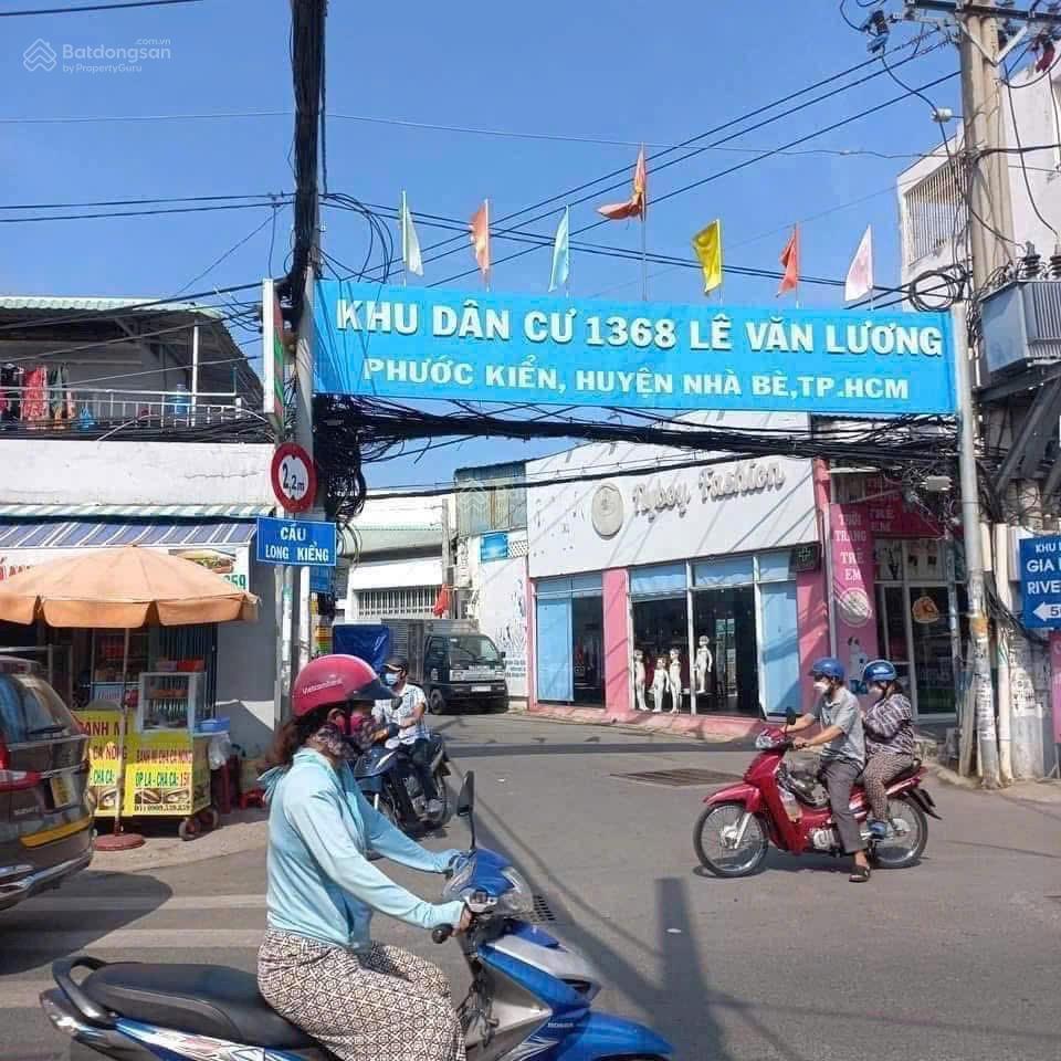 Bán lô đất đẹp giá rẻ 8x22m đường xe hơi 1368 ko có lô thứ hai ở lê văn lương  phước kiểng nhà bè