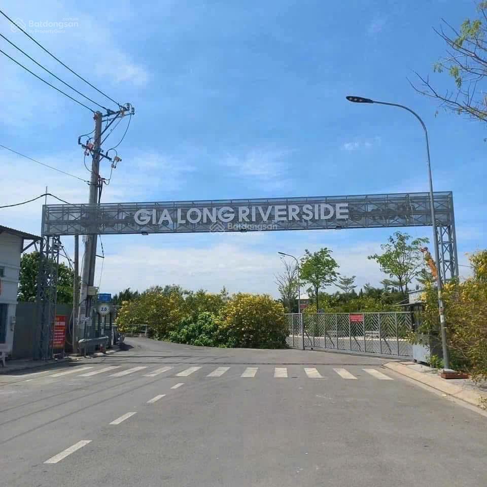 Bán lô đất đẹp giá rẻ 8x22m đường xe hơi 1368 ko có lô thứ hai ở lê văn lương  phước kiểng nhà bè