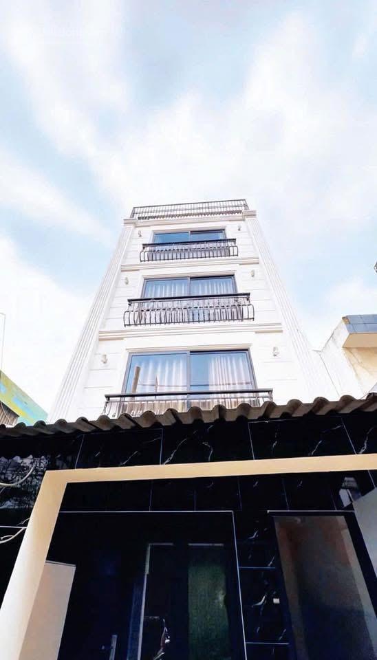 Bán chdv 8,89tỷ đang cho thuê 42tr/1th dòng tiền cao gò vấp giá tốt 176/ đường 2,an hội đông,gò vấp