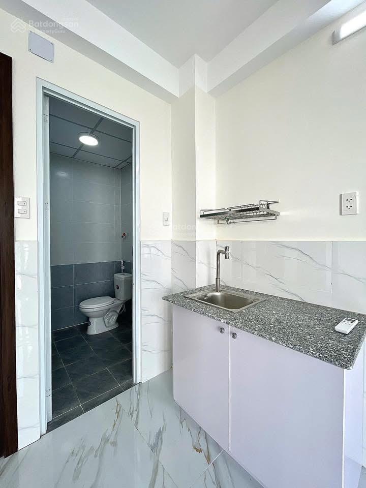 Bán chdv 8,89tỷ đang cho thuê 42tr/1th dòng tiền cao gò vấp giá tốt 176/ đường 2,an hội đông,gò vấp