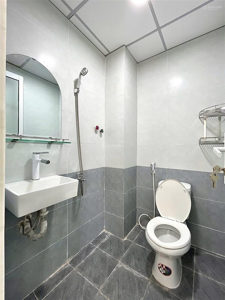 Bán chdv 8,89tỷ đang cho thuê 42tr/1th dòng tiền cao gò vấp giá tốt 176/ đường 2,an hội đông,gò vấp