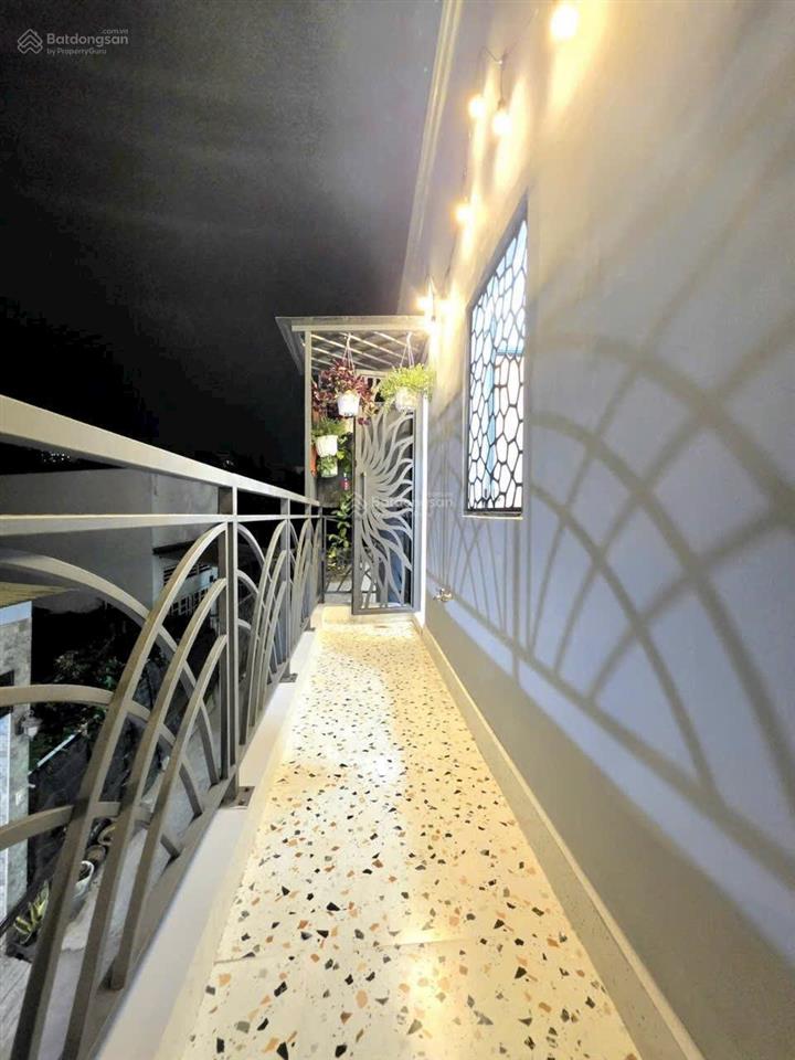 Bán nhà mới y hình 100% (dt 4x15,5m giá 5,8tỷ ) đường huỳnh tấn phát ~ phường phú thuận ~ quận 7