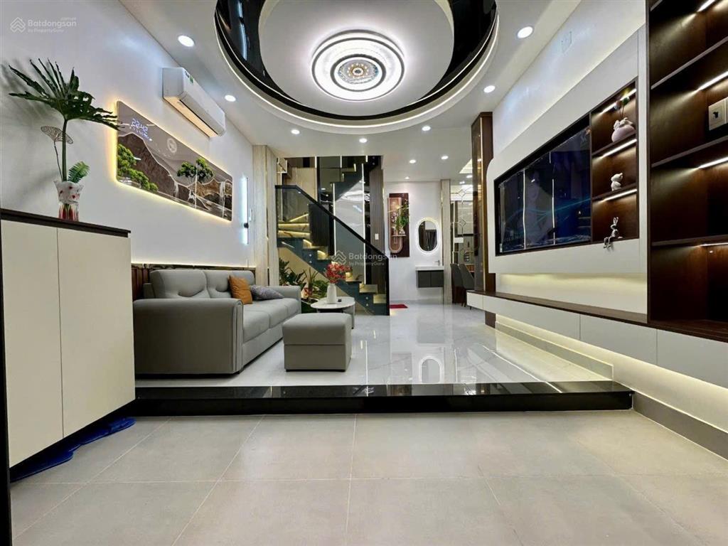 Bán nhà mới đẹp ở ngay góc 2 mặt tiền phú thuận quận 7 hẻm 749 huỳnh tấn phát, gần đi