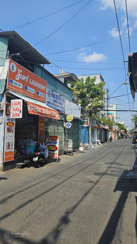 Ai cần vị trí để kdmb mà vốn ít thì mua căn này nhé mặt tiền đường 17 khu cư xá ngân hàng giá 3,1tỷ