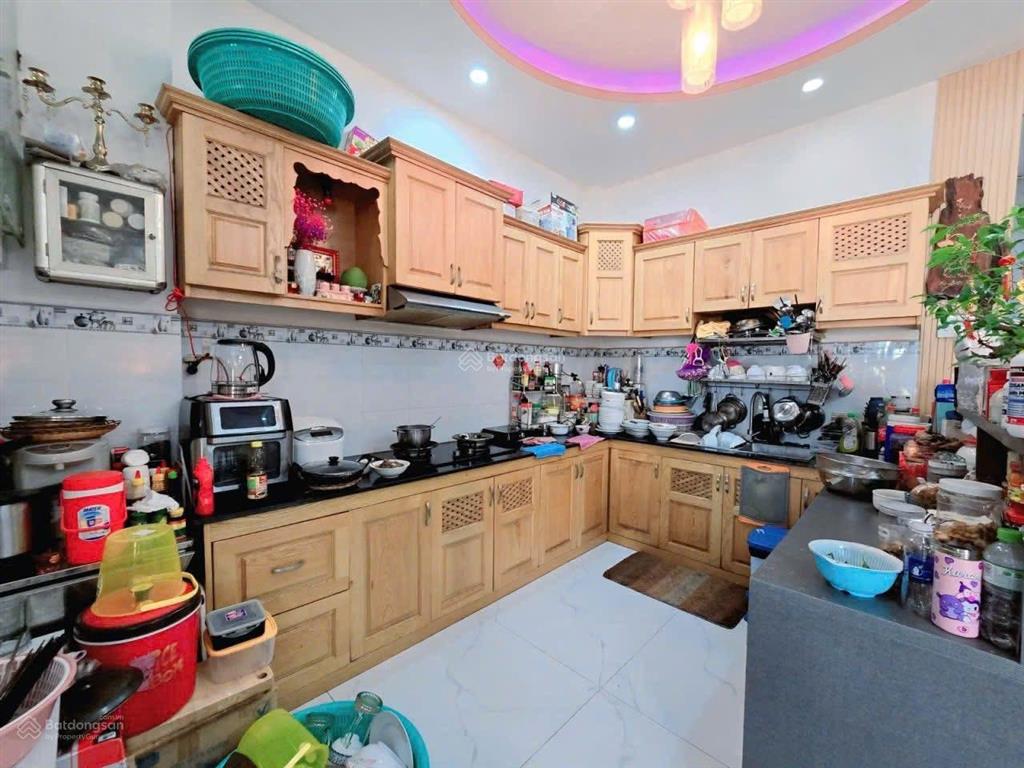 Bán nhà góc 2 mặt tiền (7x24m, 1t, 2l, st  8,5 tỷ) hẻm xe tải đường lê văn lương, nhơn đức, nhà bè