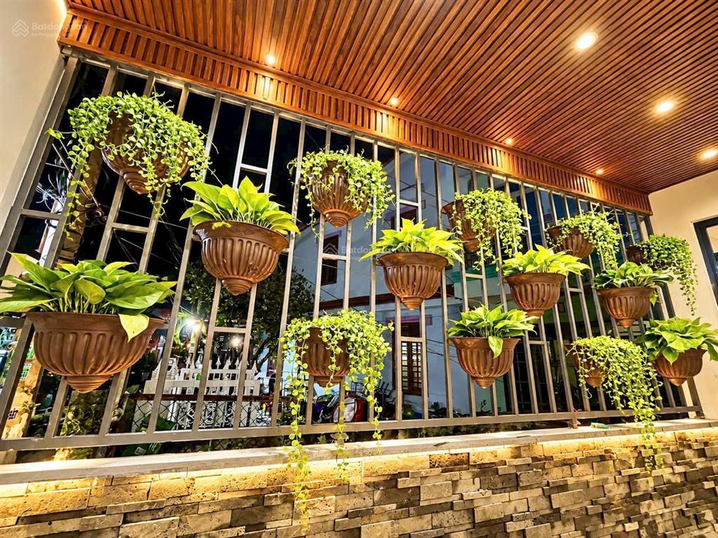 Bán nhà góc 2 mặt tiền 6x14m ~ hẻm 2873 huỳnh tấn phát ~ phú xuân ~ nhà bè (cách htp khoảng 30m)