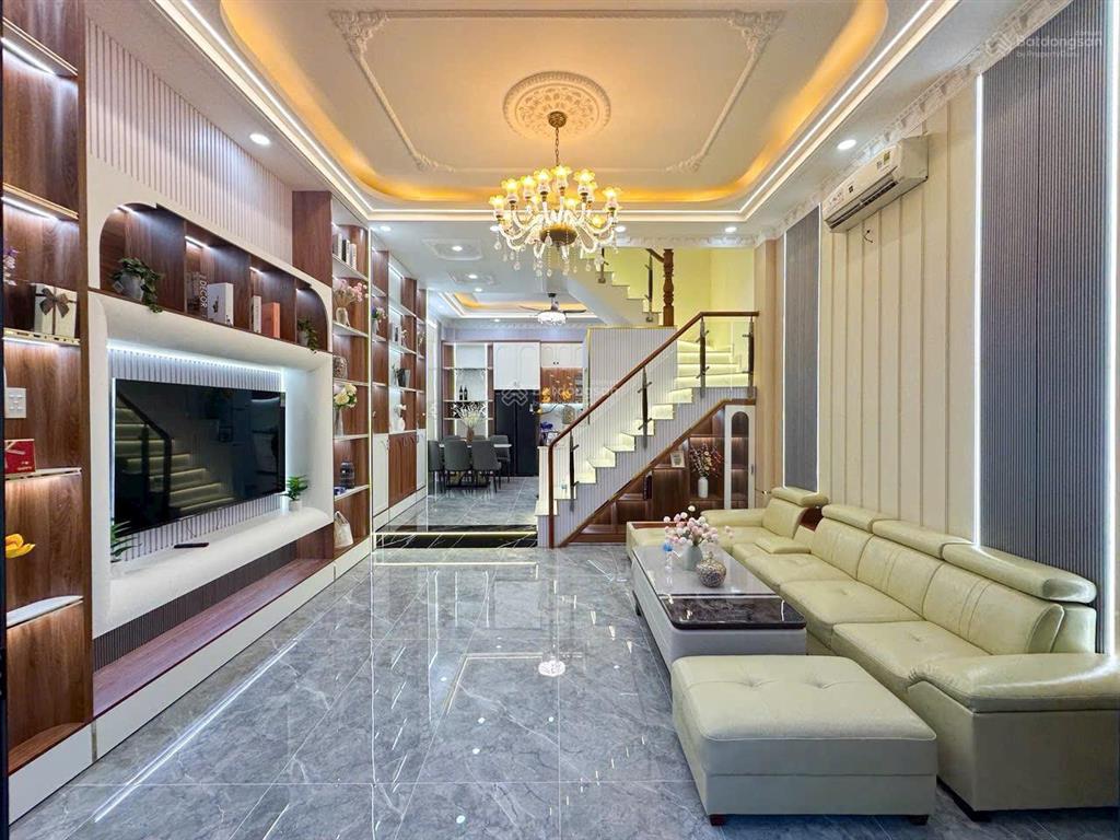 Bán nhà hẻm xe hơi 2177 ~ huỳnh tấn phát ~ nhà bè ~ nhà rộng đẹp ~ full nội thất ở liền,chỉ 7,39 tỷ