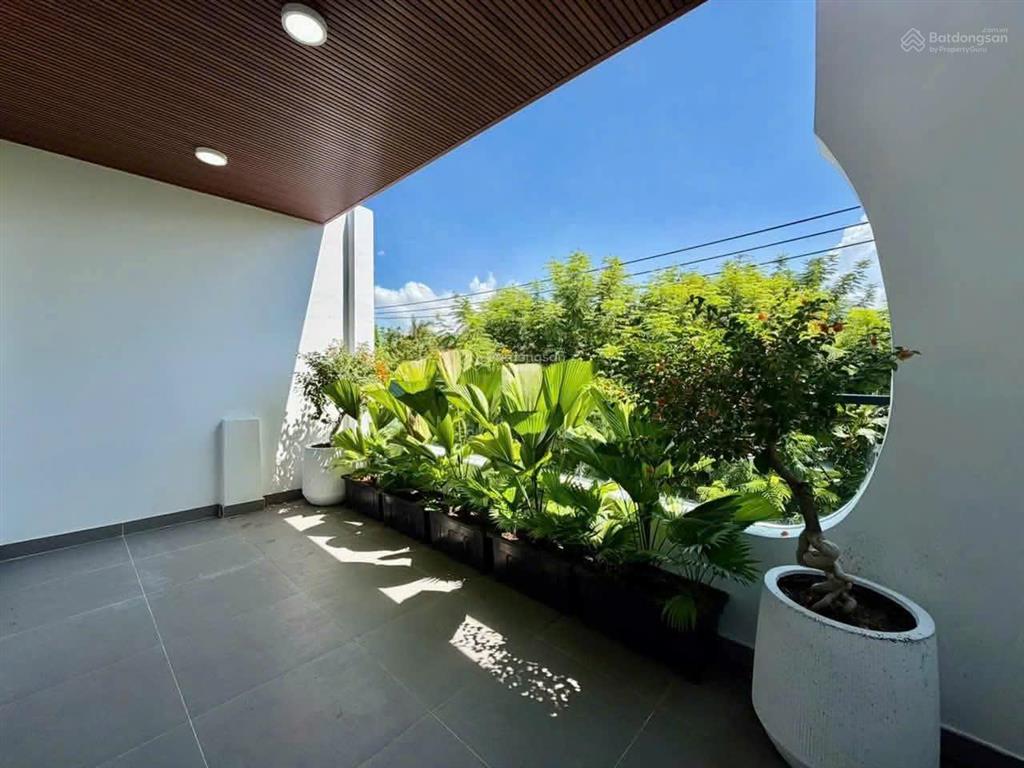 Cần bán nhà mt dũng sĩ thanh khê  100m ra biển