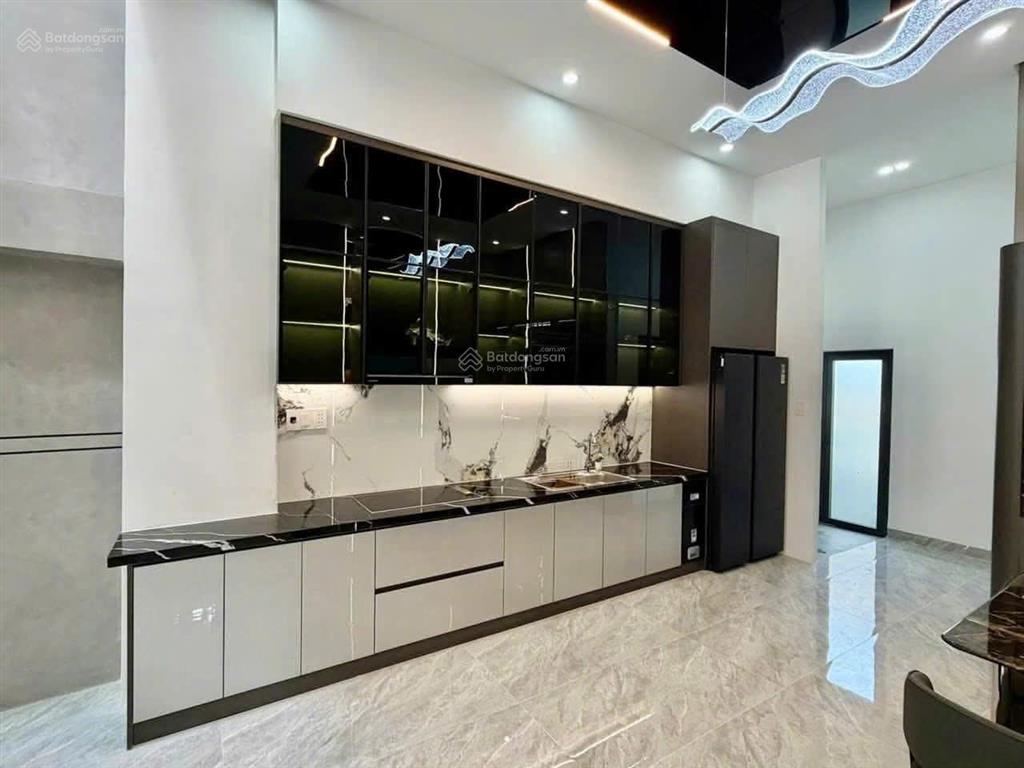 Cần bán nhà mt dũng sĩ thanh khê  100m ra biển