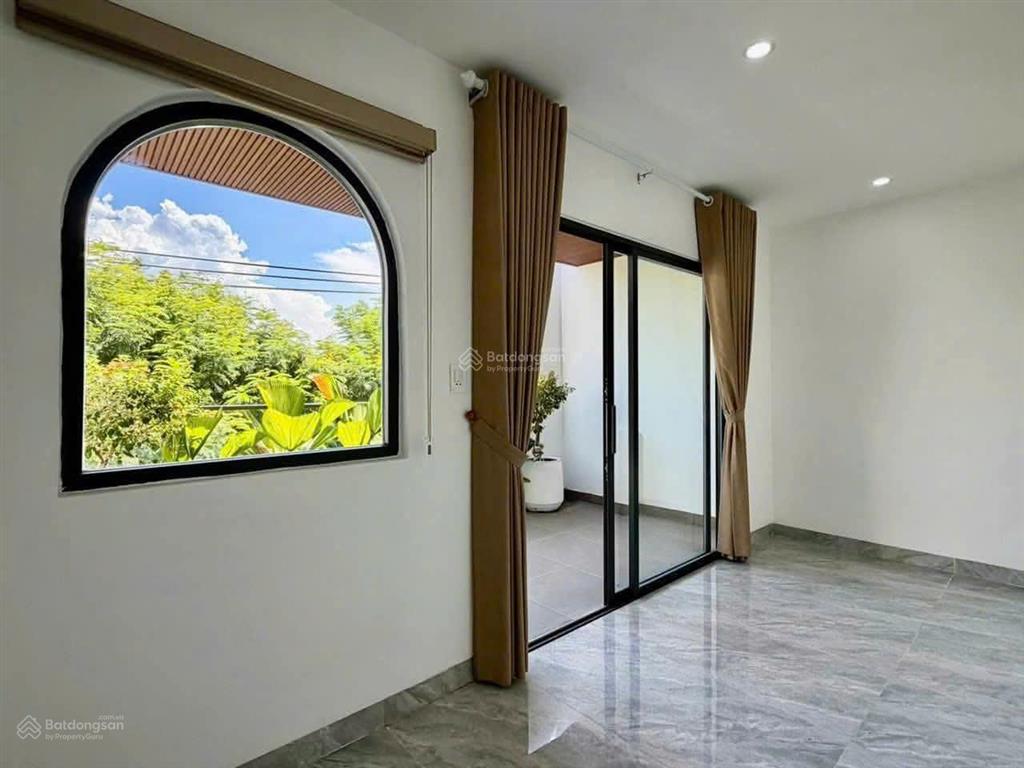 Cần bán nhà mt dũng sĩ thanh khê  100m ra biển
