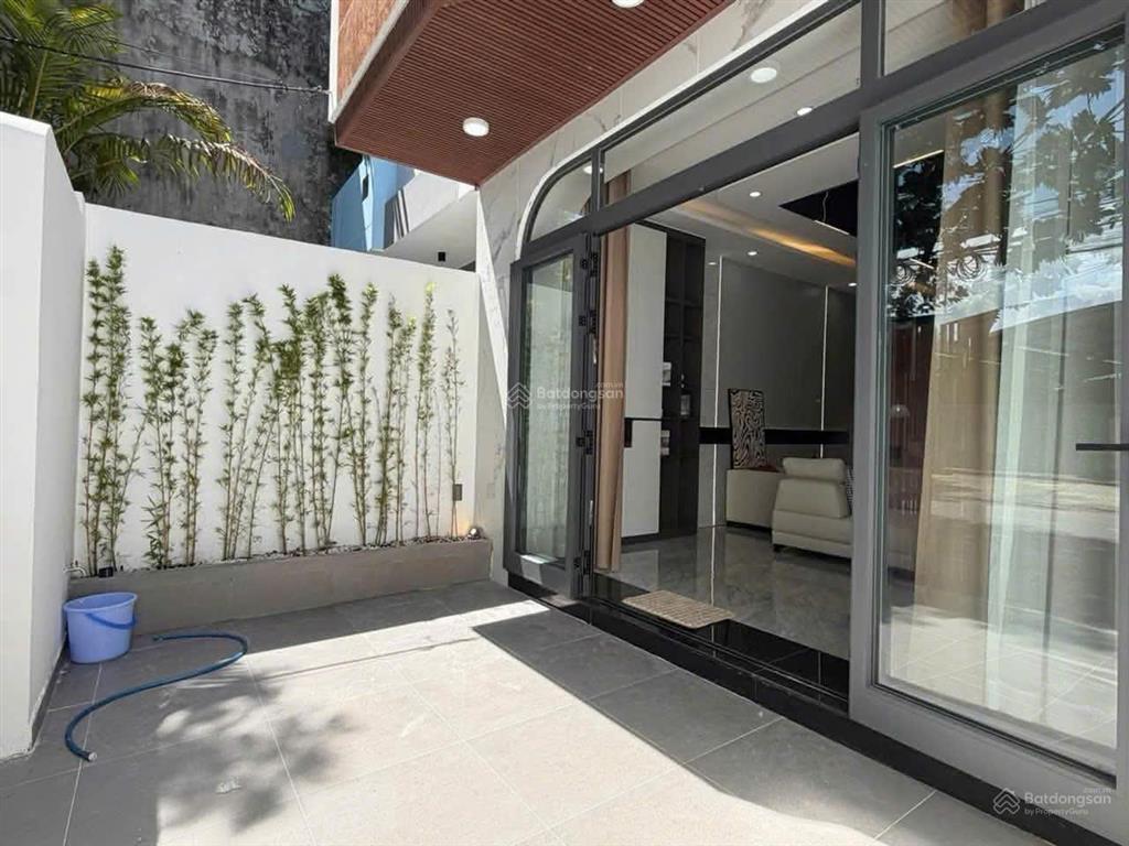 Cần bán nhà mt dũng sĩ thanh khê  100m ra biển