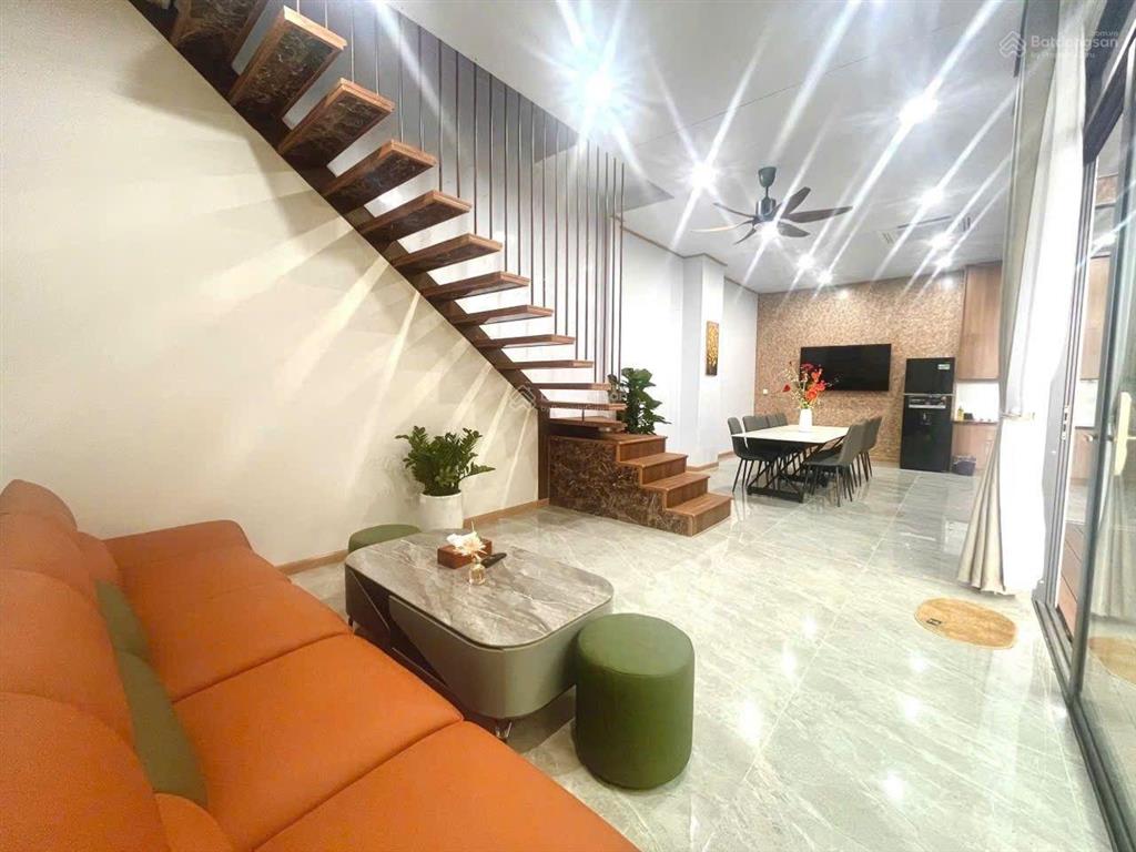Bán lô góc đường trần văn thành 450m2 xây cao tầng, gần biển, cách furama resort 300m