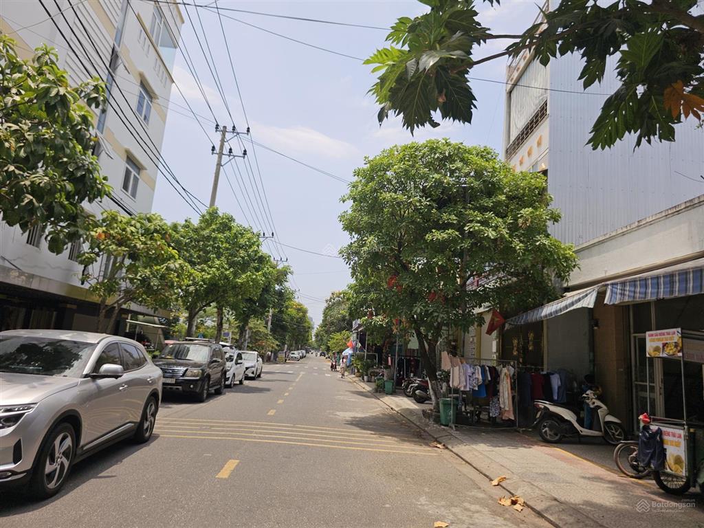 Bán đất đường hoài thanh dt 215m2 ngang 10,3m gần dự án tổ hợp khán đài pháo hoa cách sông hàn 300m