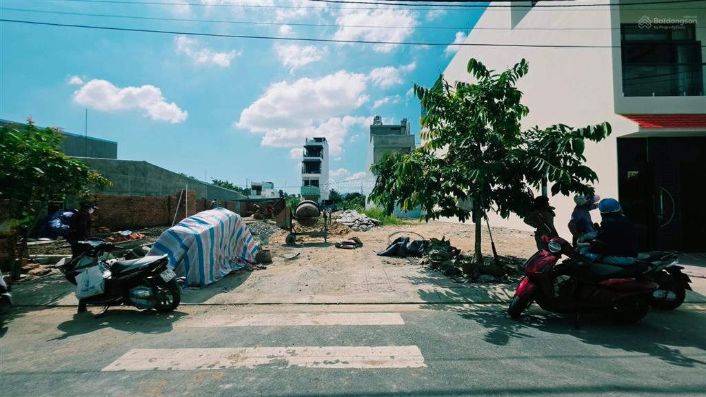 Bán nhanh lô đất với giá tốt, đối diện công viên, tđc ngọc hiệp, nha trang