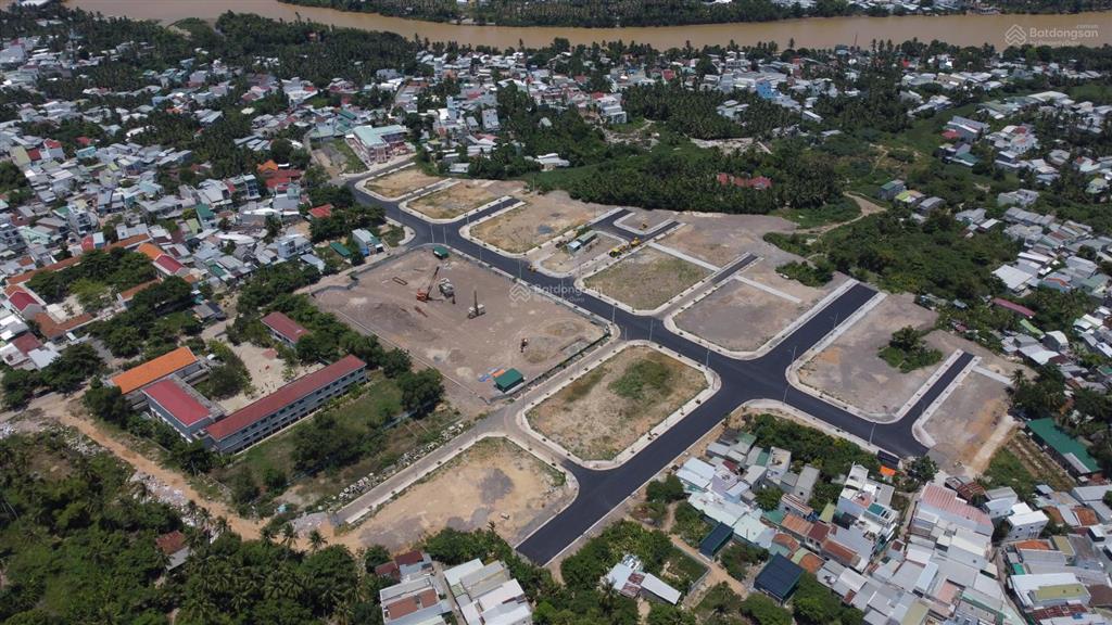 Bán nhanh lô đất với giá tốt, đối diện công viên, tđc ngọc hiệp, nha trang