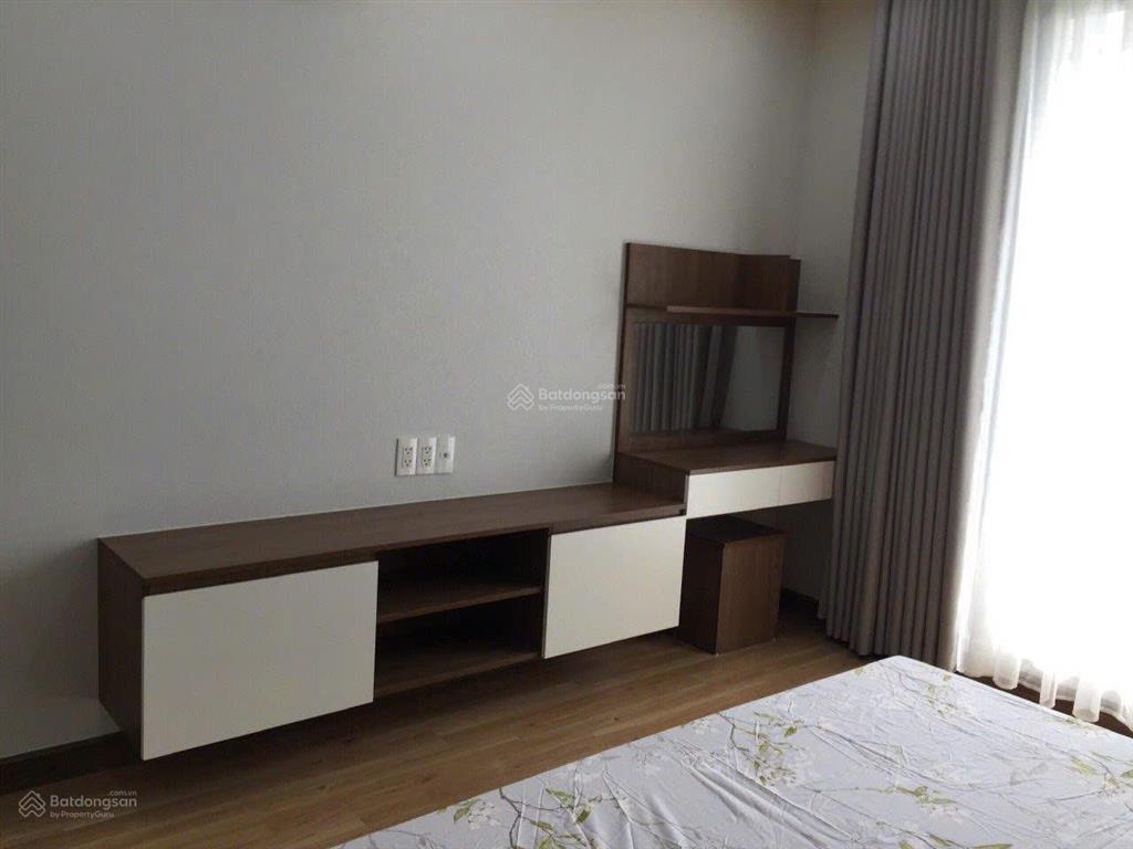 Cho thuê căn hộ green valley, lầu cao, 2pn, 2wc, nội thất đầy đủ.