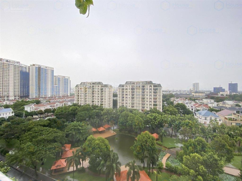 Cho thuê shop chân đế cảnh viên 1, căn góc 2 mặt thoáng rất đẹp, 32m2. giá 26 triệu/tháng