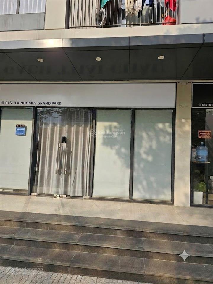 Hót ngạt bán shop chân đế, tòa nhà s3.01, khu a  dự án vin city quận 9, giá bán 7,9 tỷ