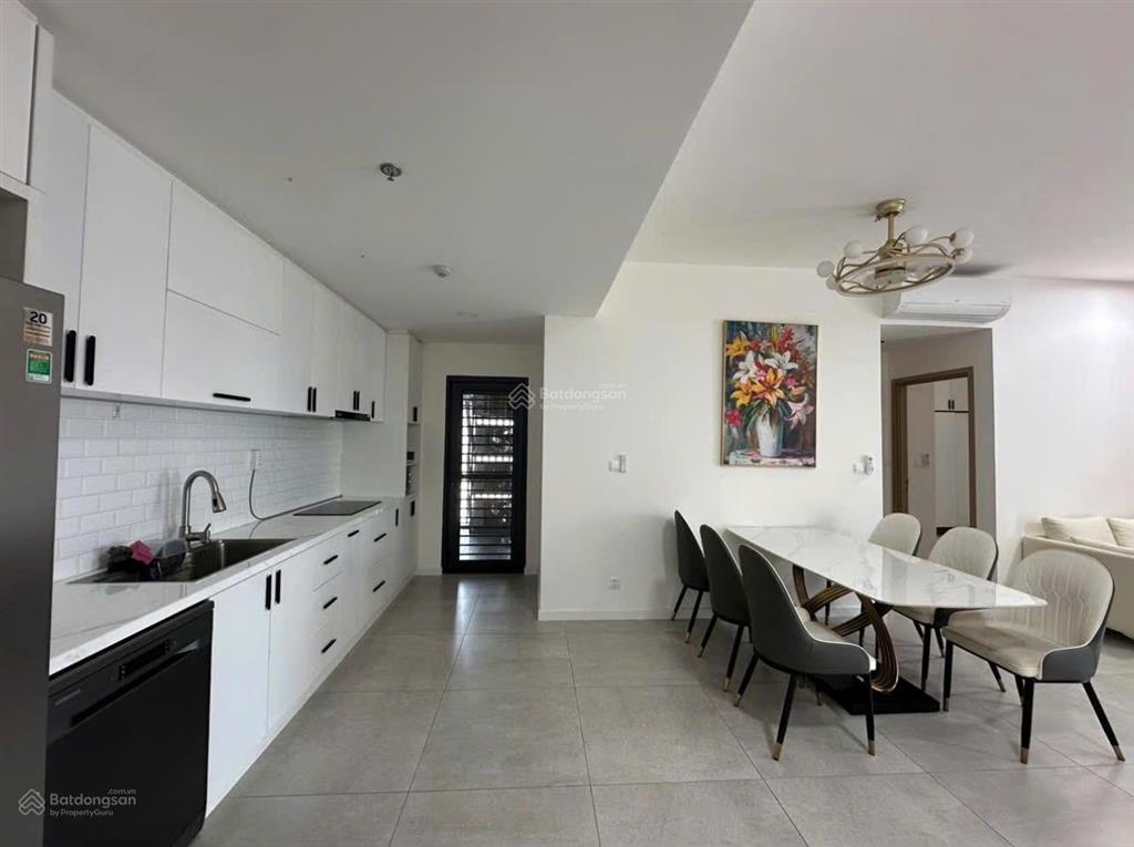 Cho thuê căn hộ cao cấp antonia, lầu cao, view biệt thự, 3pn, 2wc, 108m². giá thuê 45tr/tháng