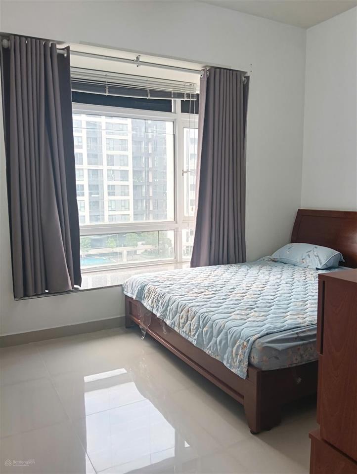 Cho thuê căn hộ riverside residence, tầng cao thoáng mát, 3pn, 2wc. giá thuê 18 triệu