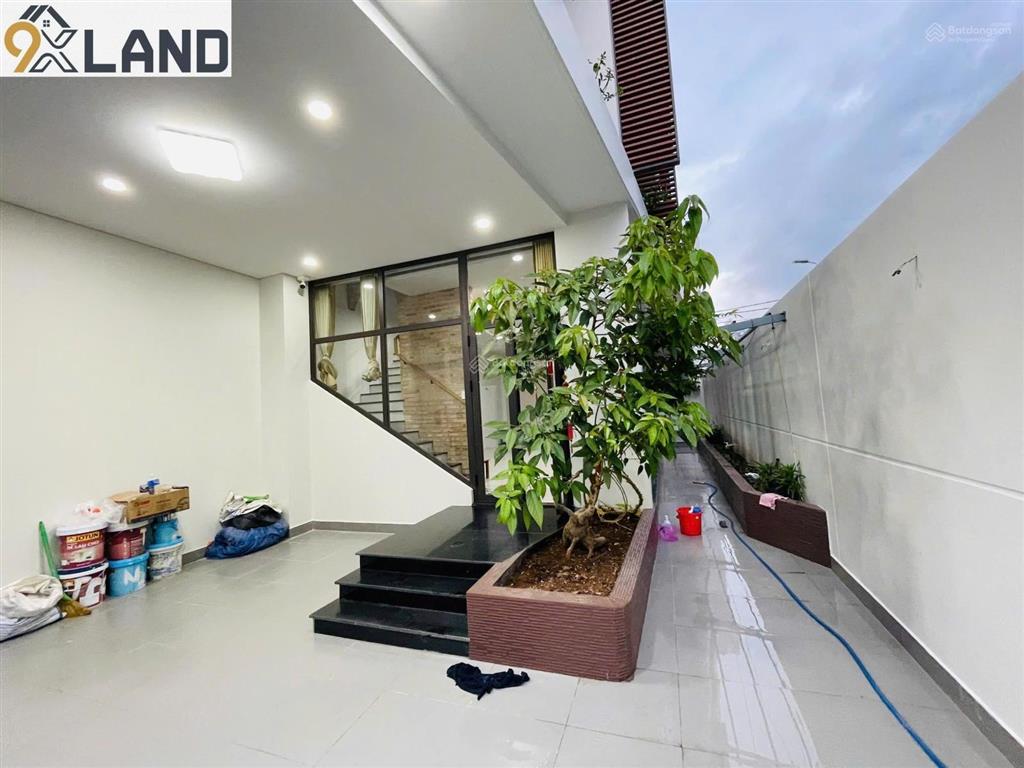 Cần bán nhanh biệt thự đẹp góc 2mt linh chiểu thủ đức  13,2 tỷ biệt thự rộng  sang trọng