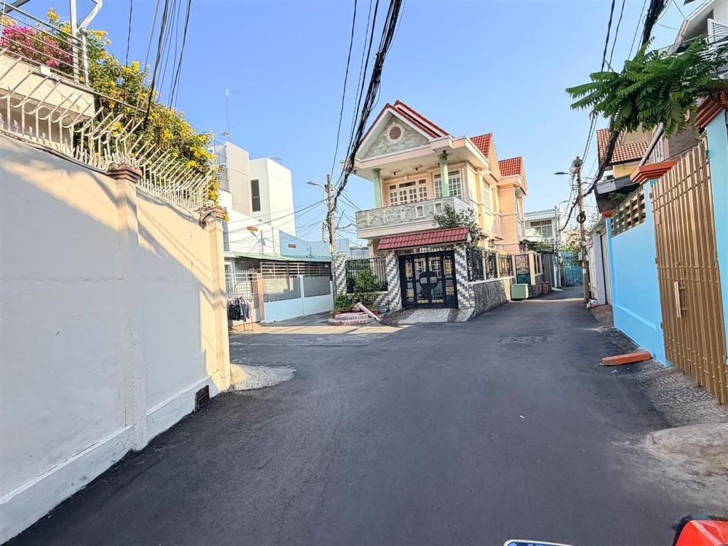 Cơ hội đầu tư giá tốt ạ! 115m² nhà bình thọ đường nhựa mà chỉ 9,2 tỉ ngay sát võ văn ngân  quá rẻ