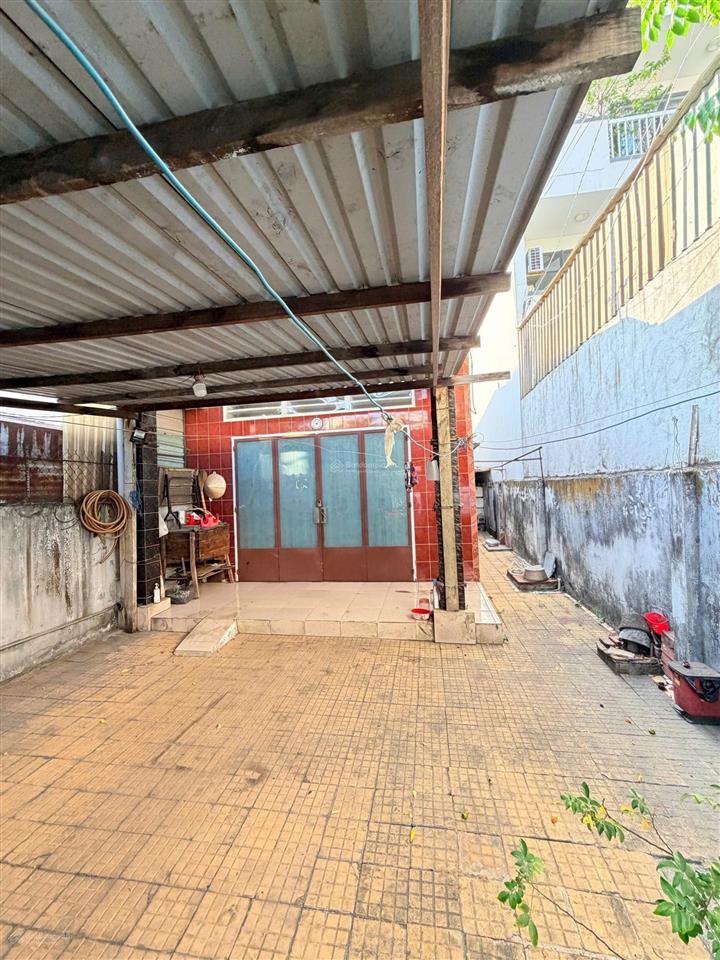 Chủ cần bán chuyển về hà nội11,2 tỷ bán nhanh nhà c4 5,6x28m tiện xây chdv khu vip thủ đức
