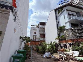 Đất đẹp gần đại học ngân hàng 4x18.1m 5.5 tỉ xe hơi khu dân trí tiện xây nhà đẹp!! 0968 177 ***