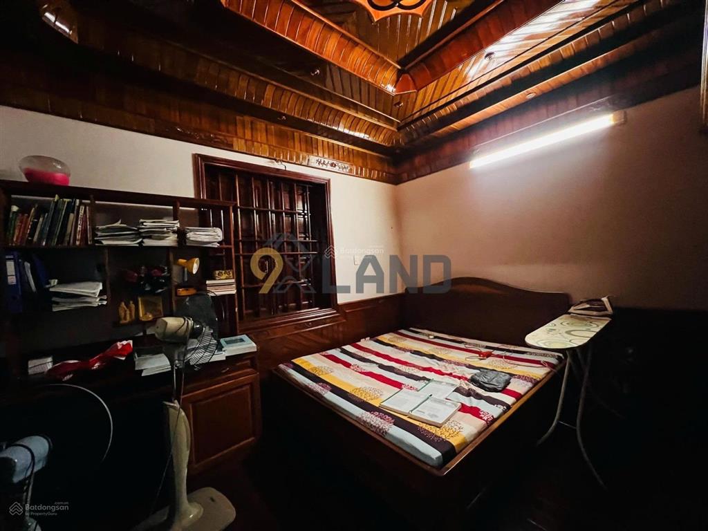 Biệt phủ mặt tiền  đối diện công viên  15 tỷ ở + kinh doanh  6x15m  tặng nội thất gỗ
