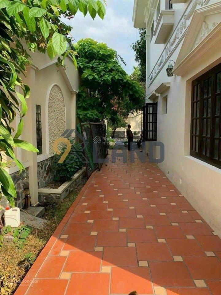 Biệt thự cực rộng 72 tỉ  yên bình giữa lòng thành phố715.9m2tiện cải tạo. hiếm bán  khu vip
