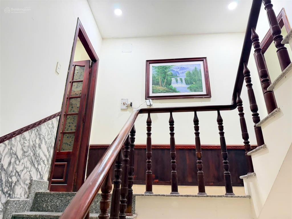Nhà 4lầu mặt tiền kinh doanh,vp,spa.. khu vip himlam phú đông.đường rộng 10m, sát phạm văn đồng