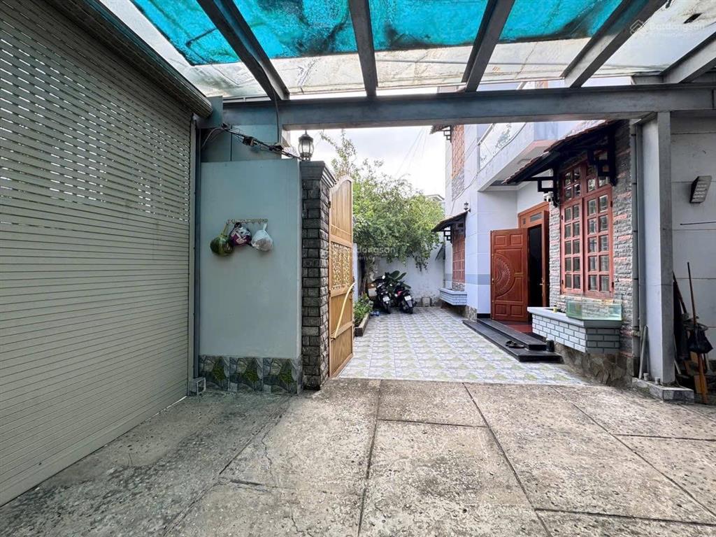 Nhanh mới còn!định cư bán vội nhà vườn 14,5x14m tách được 2 lô sát mặt tiền quá rẻ 60tr/m rẻ