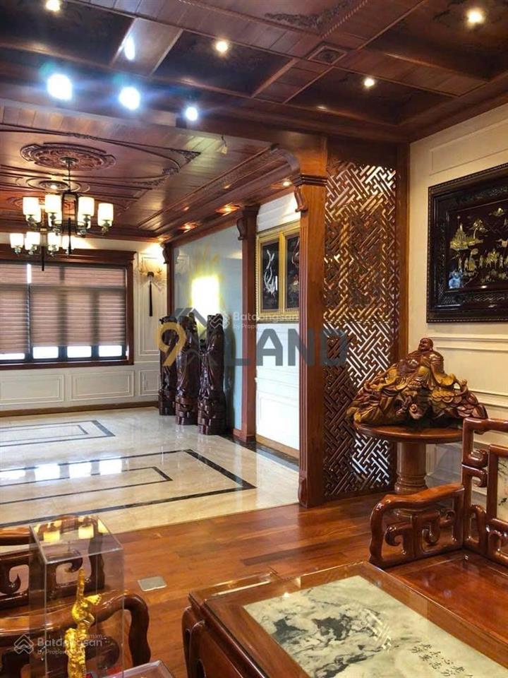 Biệt thự đẹp mặt tiền trường thọ 4 tầng sân vườn hồ bơi đẹp 305m2 giá 50 tỉ.  0968 177 ***
