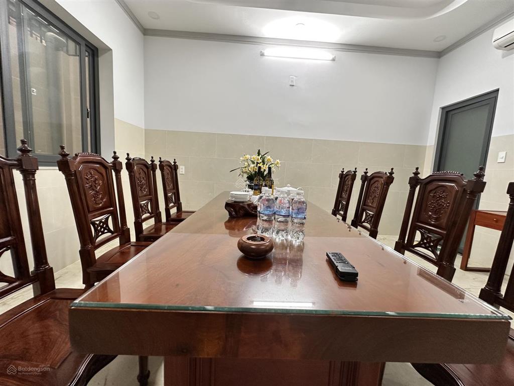 Giảm 2 tỉ bán cực gấp còn 14 tỉ 5 tầng đường nhựa gần đh cảnh sát quá đẹp quá rẻ nhanh tay!!