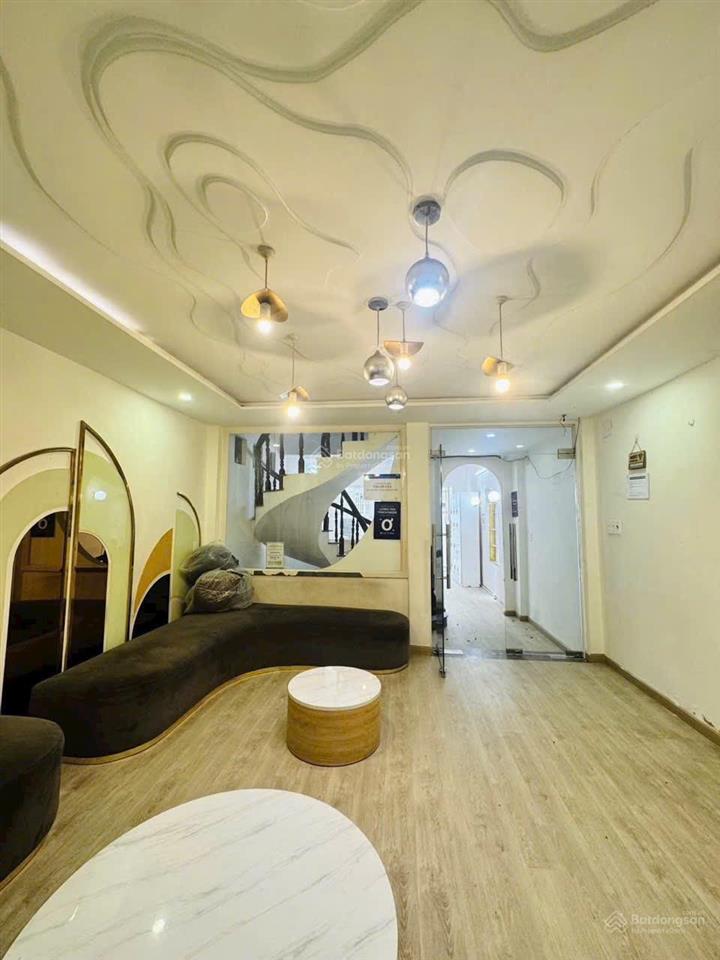 Hiếm bán nhà kdc himlam linh chiểu kinh doanh spanha khoacafe..4tầng btcttrung tâm thủ đức!!