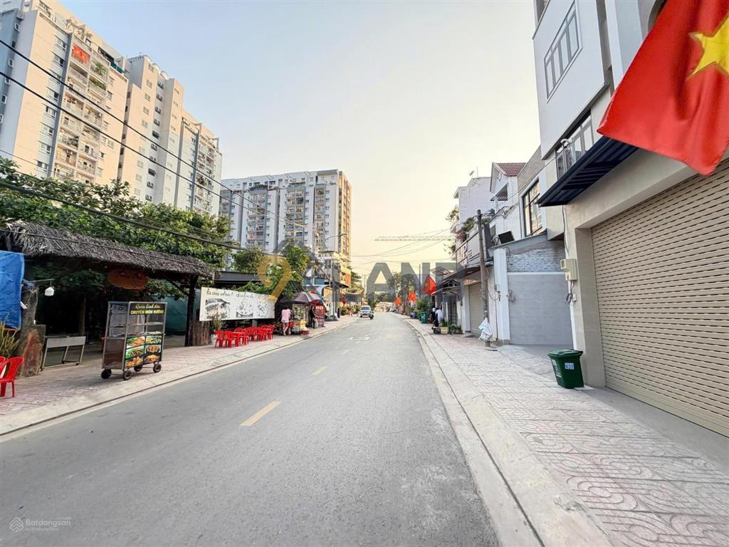Ngợp ngân hàng bán gấp nhà lô góc 51.2m2 gần hoàng diệu 2trung tâm không thiếu gì4,6 tỷquá rẻ