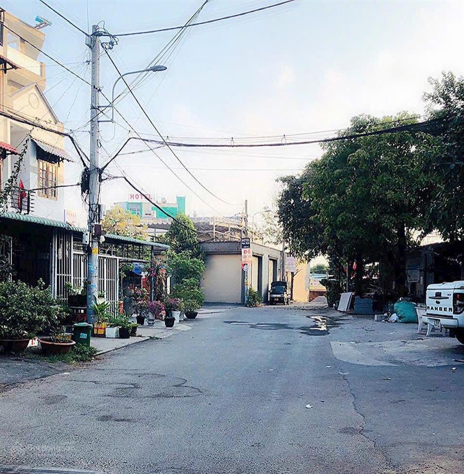 Rẻ!!! bán nhà đang cho thuê 10tr 7x9m đang ngăn thành 2 căn cho thuê gần hoàng diệu 2