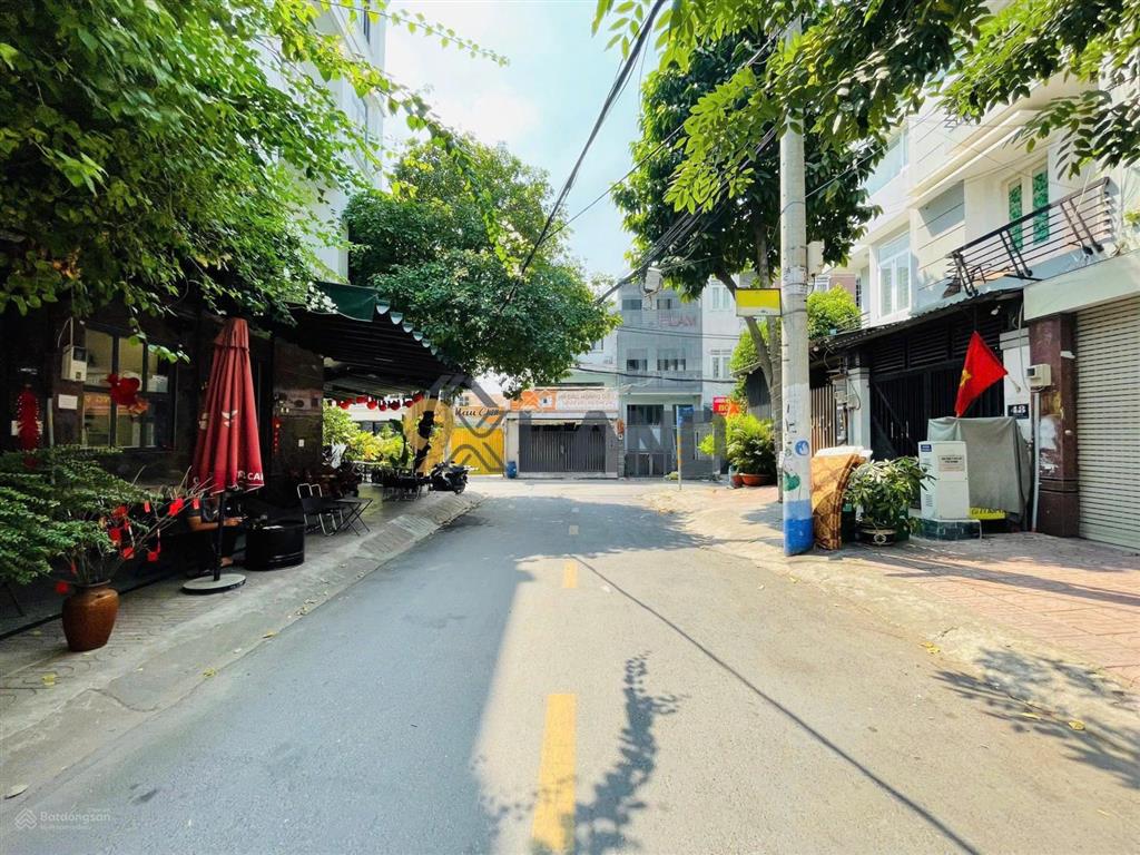 Không mua căn này thì mua căn nào ạ! 5,7x13,3m 3 tầng kdc him lam  ở + kinh doanh tuyệt vời