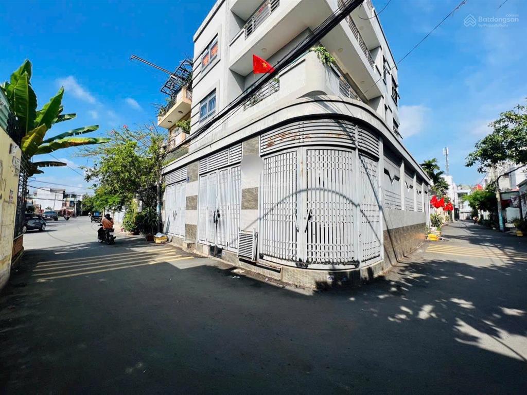 Nhà lô góc cực đẹp sát vành đai 2160m2 3tầng btct chắc chắn thu nhập 50tr/thángcần bán gấp 11.5t