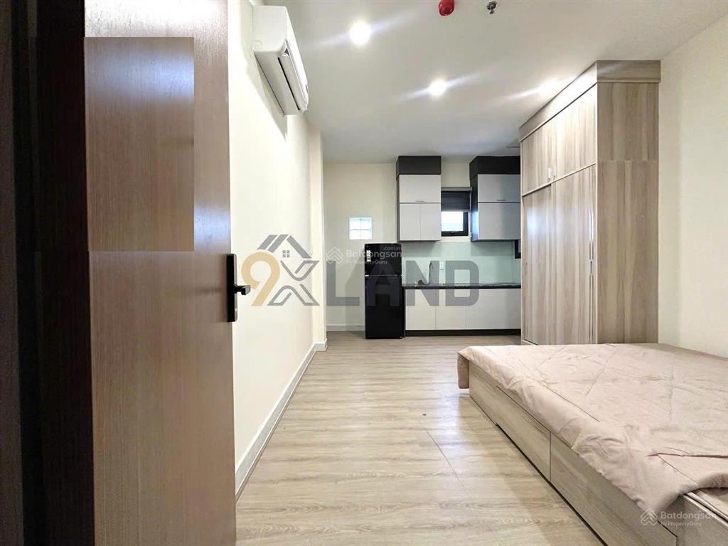 Bán chdv cao cấp ngay võ văn ngân  5 tầng hẻm xe tải  thu nhập 150tr/th  ngang 9m