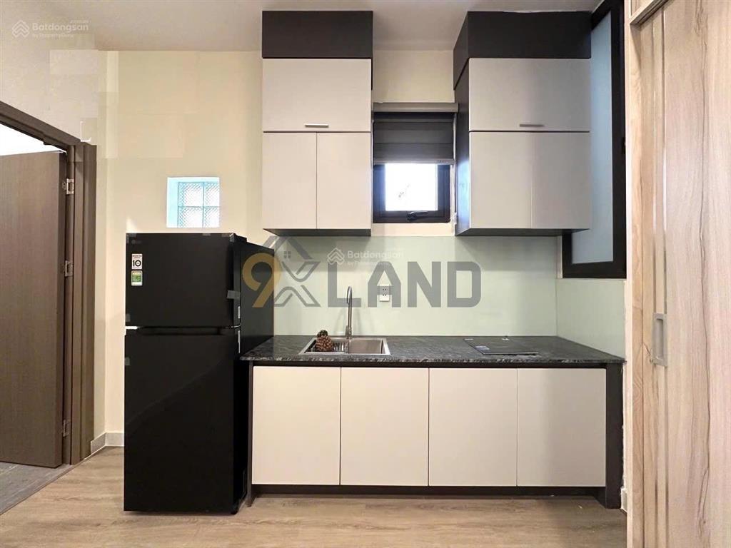 Bán chdv cao cấp ngay võ văn ngân  5 tầng hẻm xe tải  thu nhập 150tr/th  ngang 9m