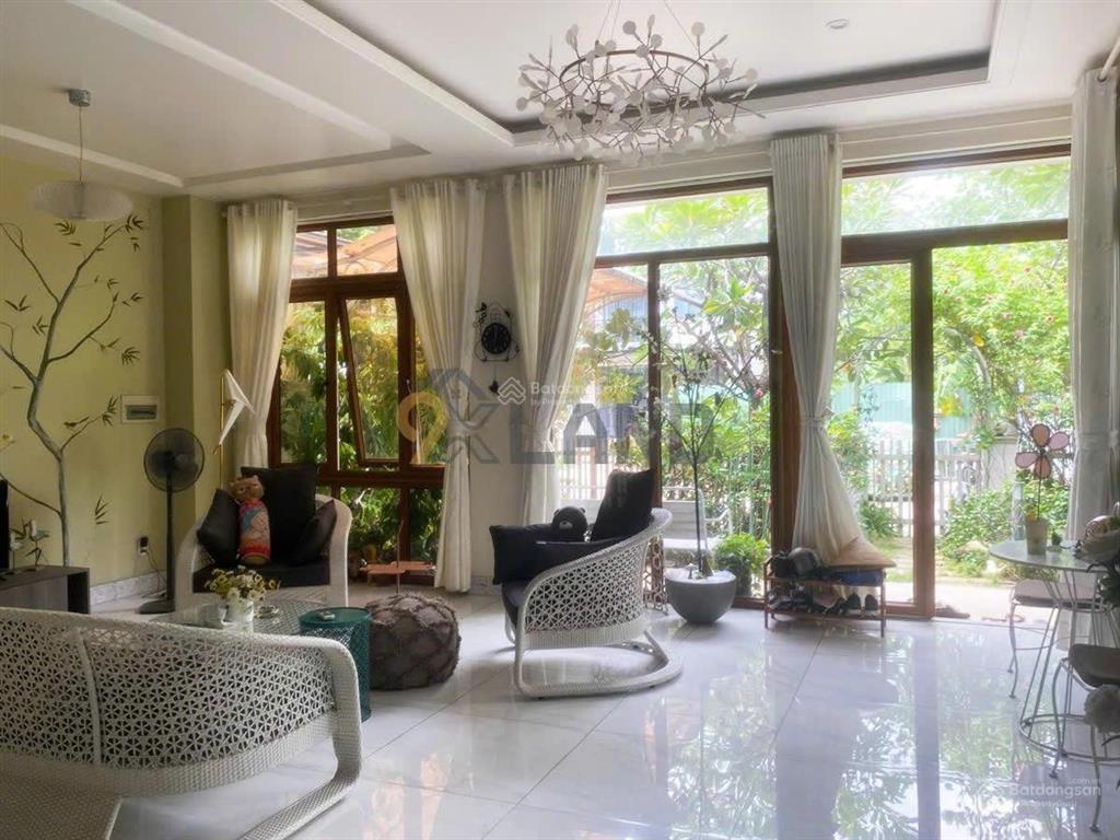 Biệt thự view cực đẹp 10x25 hiệp bình phước khu vip đáng sống  chủ thiện chí bán  nhanh ạ