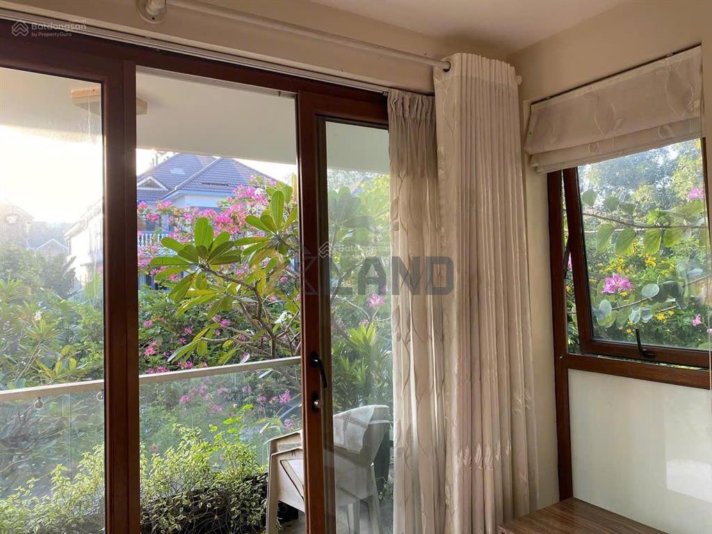 Biệt thự view cực đẹp 10x25 hiệp bình phước khu vip đáng sống  chủ thiện chí bán  nhanh ạ