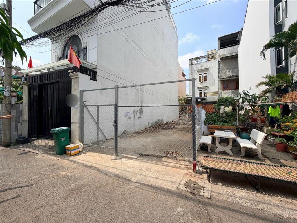 Đất ngay kdc hải sơn 4x18m cực đẹp 5,5t  ngay doàng diệu 2 tiện xây4t chdv cho thuê vuông vuc