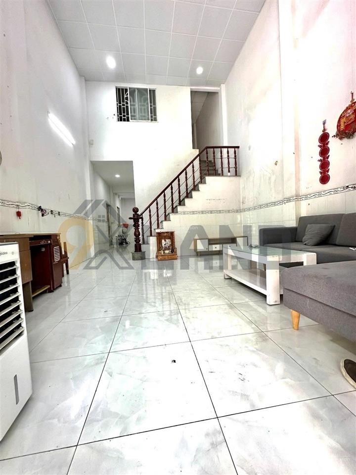 Nhà cực kỳ rẻ 5,5 tỷ 80m2 5x16m ngay sát mt đặng văn bi  nhanh mới kịp  quá rẻ