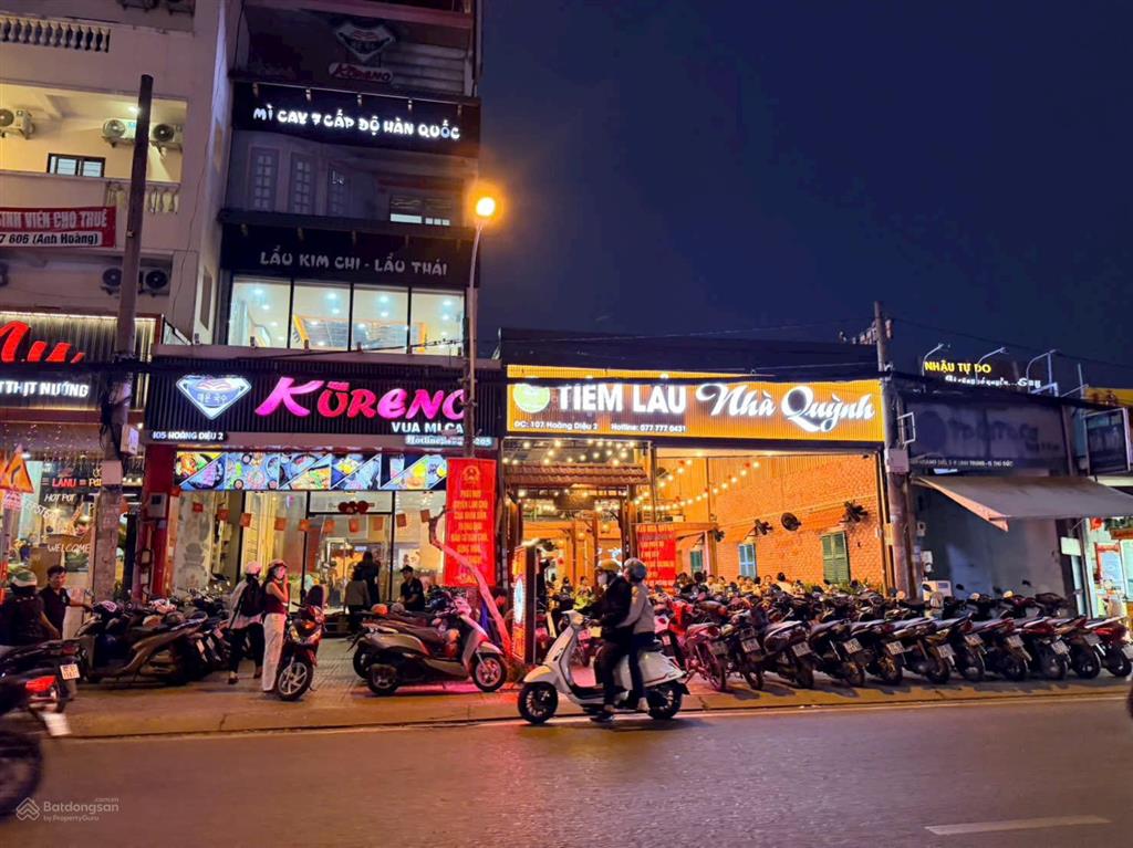 Mặt tiền hoàng diệu 2  cực sầm uất  kinh doanh ngày đêm xây được 8 tầng  giảm 1 tỷ bán gấp